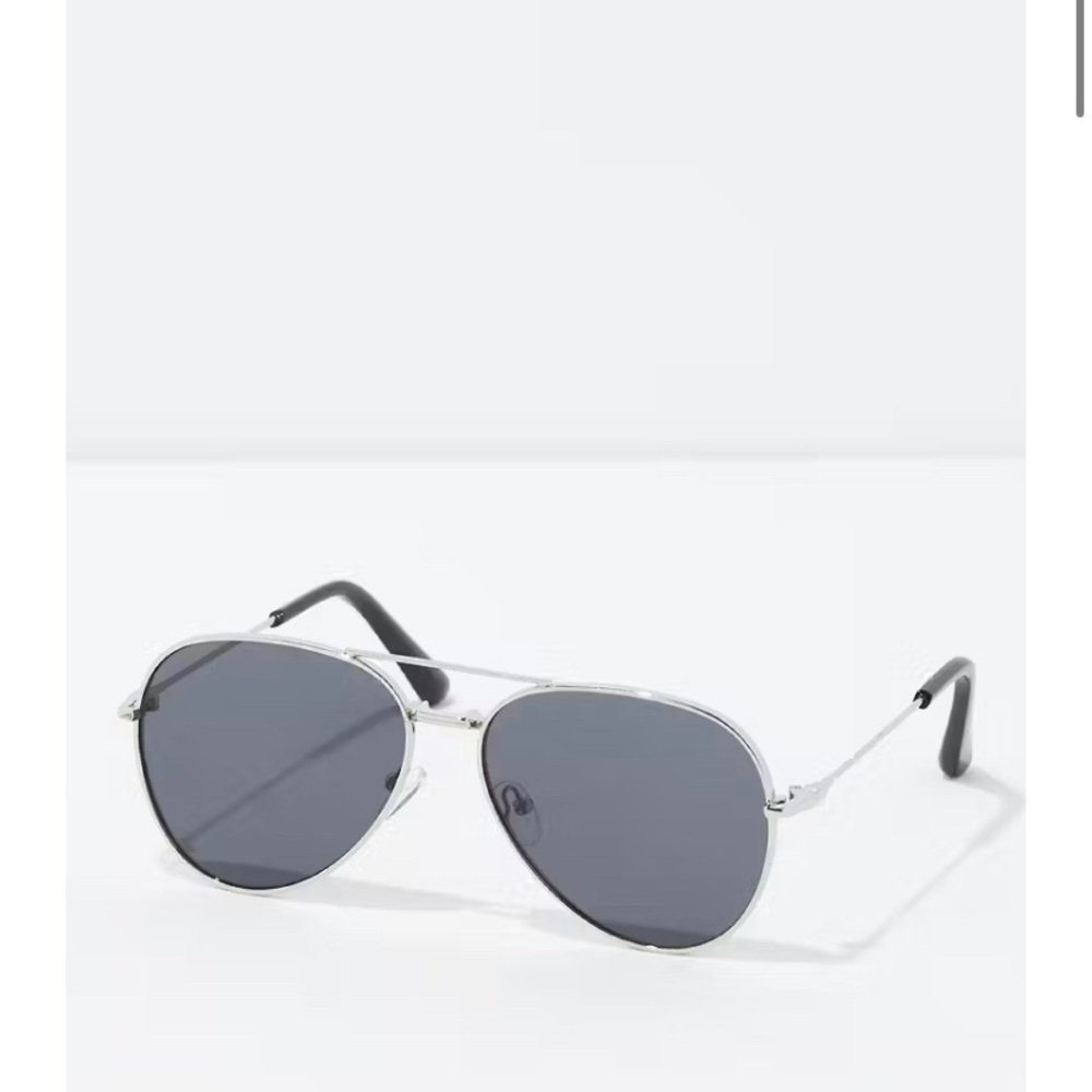 American Eagle Outfitters Silver Gray Aviator Glasses